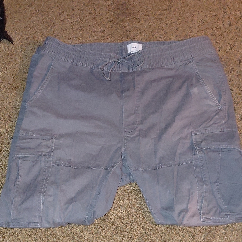 H&M Men's Charcoal Cargo
